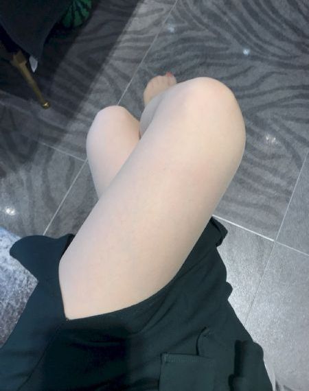 与上司出轨的人妻_720完整在线观看