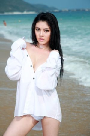 免费看永久裸体美女视频网站_HD超清在线观看