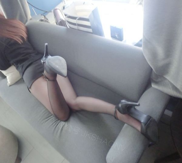 美女被强奷到高潮抽搐视频_1080手机在线看