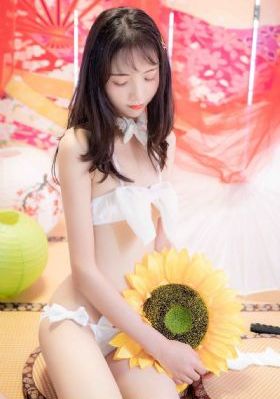 36D爆乳自慰免费观看_免费高清观看